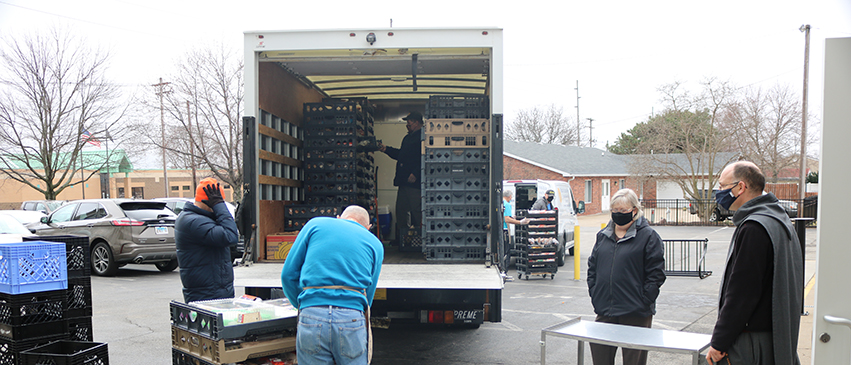 More than three dozen volunteers collect food donations every day for distribution to over 75 local organizations.