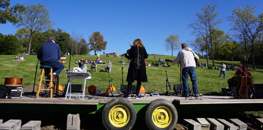 A trial-run concert on Sunset Hill last October featured the Roundstone Buskers (pictured), Sarah & The Underground and The Deep Hollow.