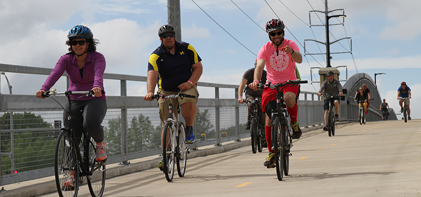 The Peoria Park District dedicated the trail bridge over Knoxville Avenue near Junction City in 2014. Photo courtesy of Evan Stumpges/TACI