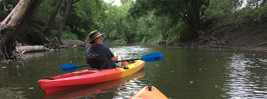 Kayaking on the Spoon River