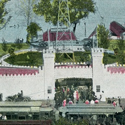 A historic postcard of Al Fresco Park
