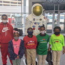 Future scientists at the Peoria Riverfront Museum